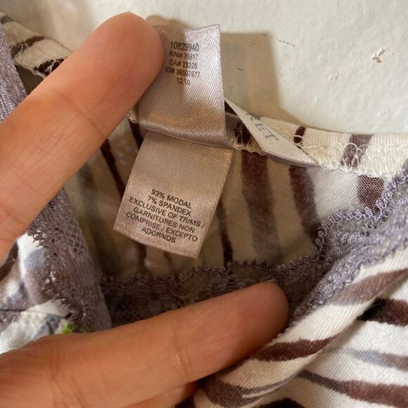 EUC Vintage Victoria’s Secret Tiger Print Women’s Slip Teddy - Picture 9 of 12